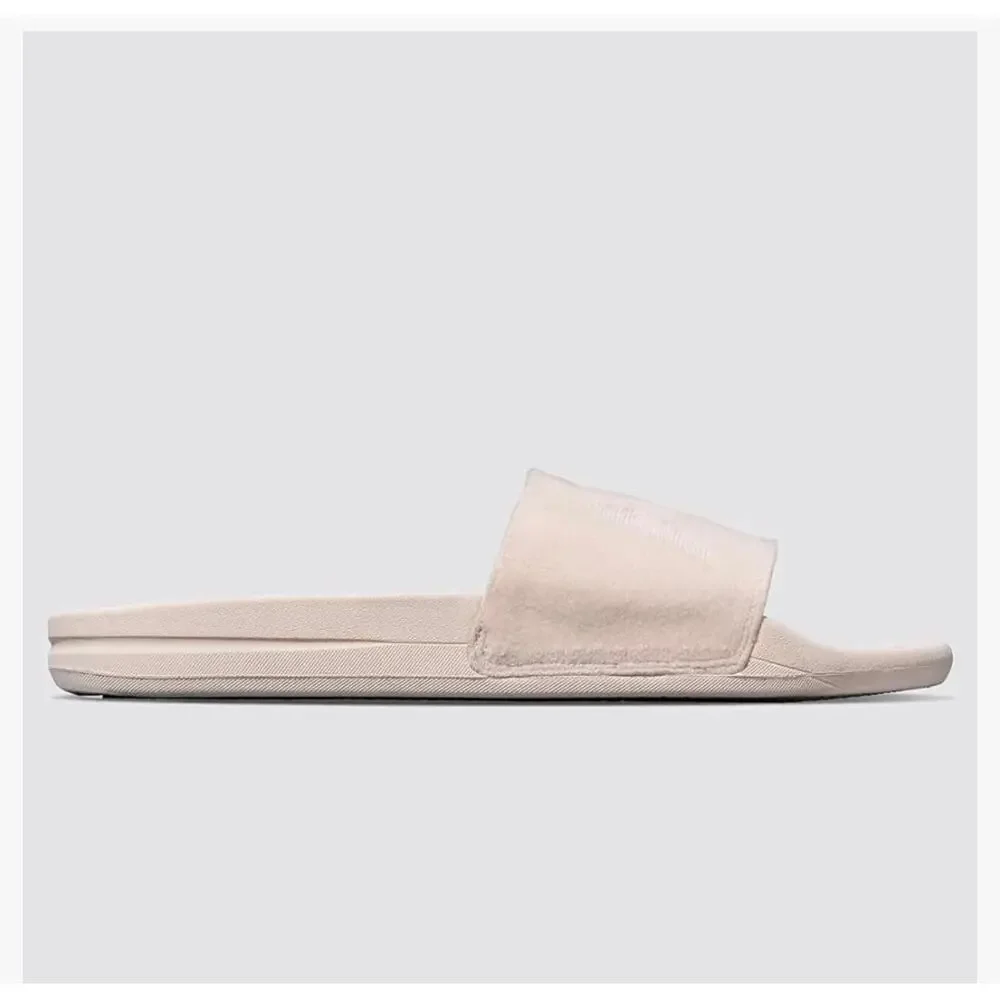New APL mens techloom velvet crème slides sandals size 8